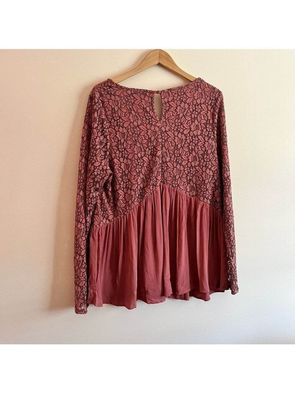 Wonderly Curvy 2X NWT Withered Rose Lace Peplum Boho Blouse Stardust Rayon - Picture 6 of 8